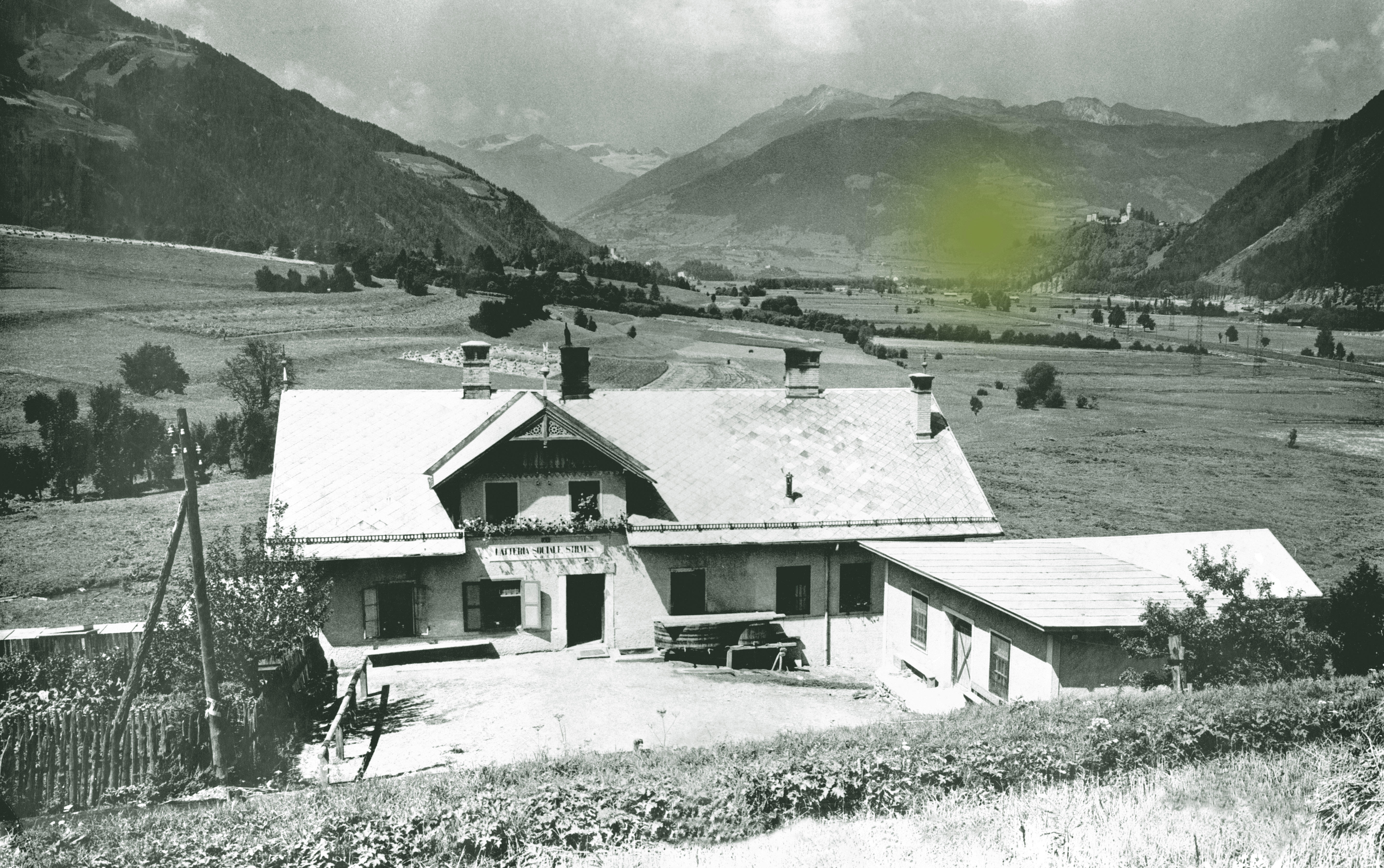 Historische Außenansicht der Sennerei Stilfes